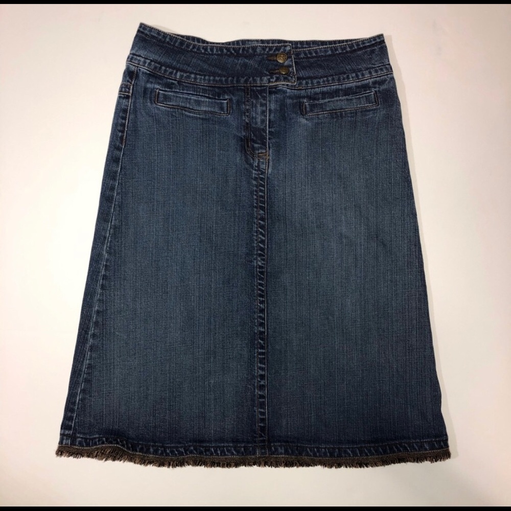 Cabi 8 Women’s dark denim skirt with fringe edge